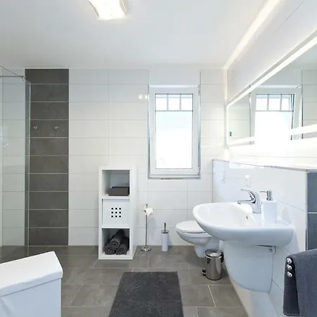 Unter Den Kiefern Röbel